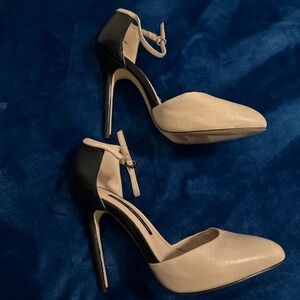 French Connection Nude/Black Heels - 38.5